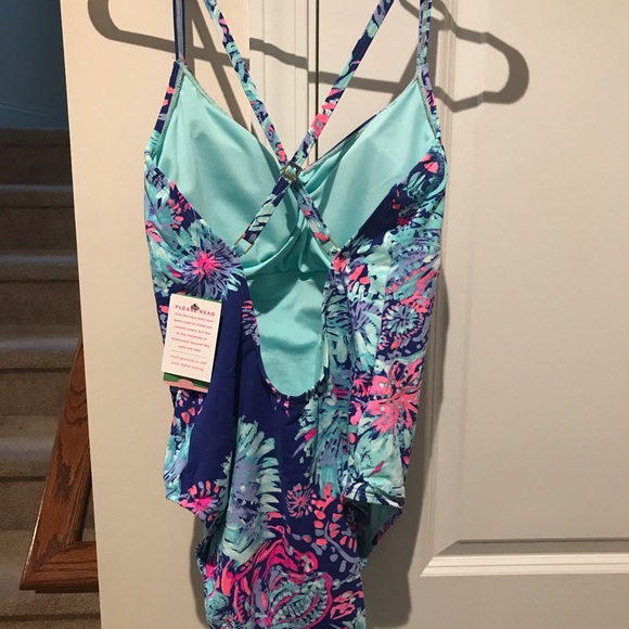 🔴SOLD🔴 NWT Lilly Pulitzer Gypsea Girl Swimsuit - Picture 2 of 2
